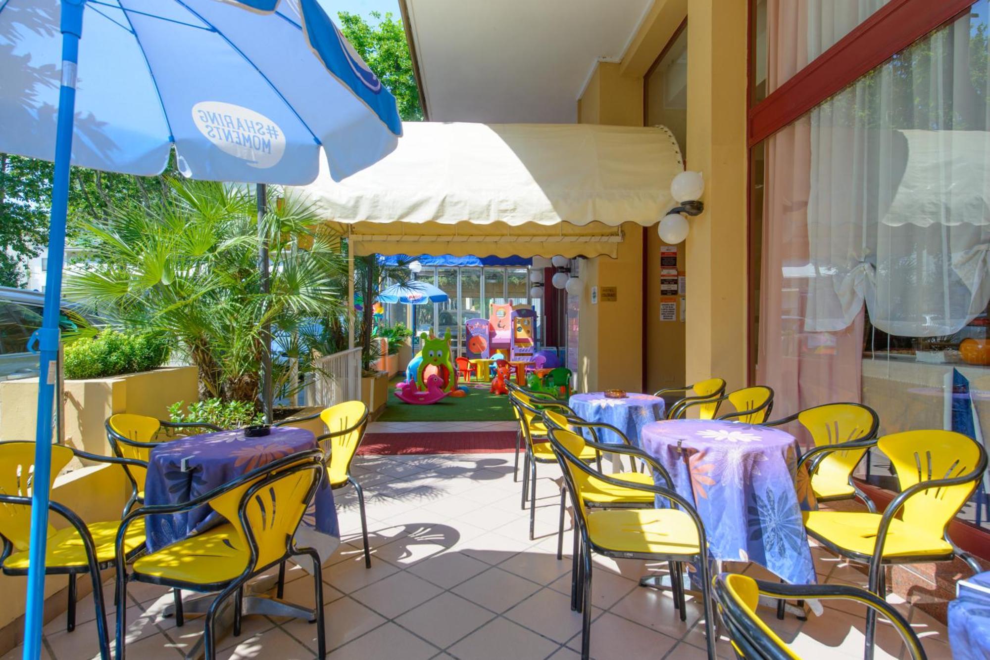 Hotel Colorado Rimini Kültér fotó
