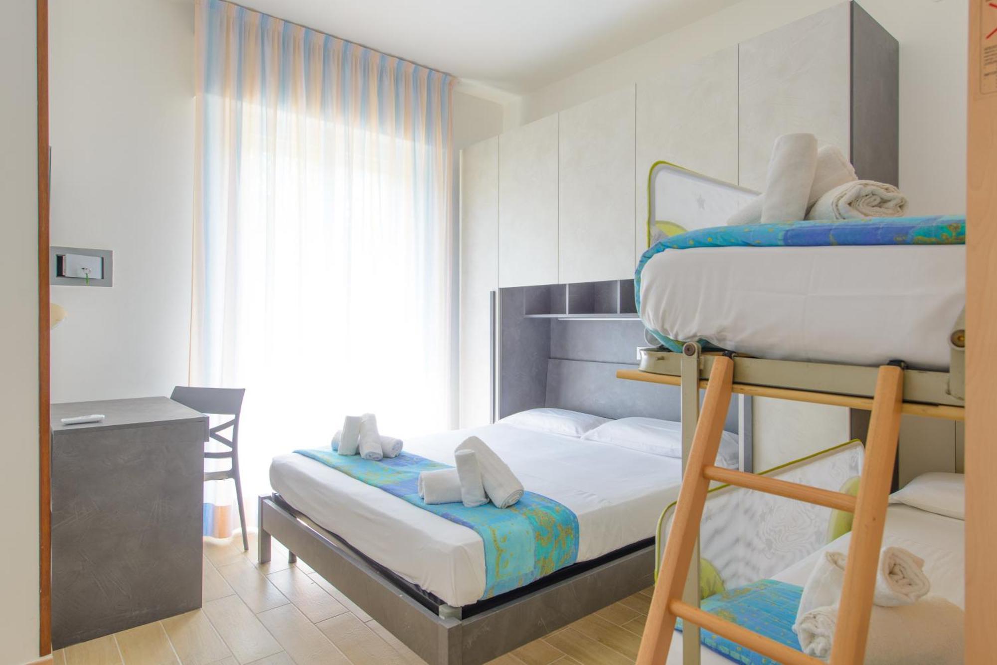 Hotel Colorado Rimini Kültér fotó
